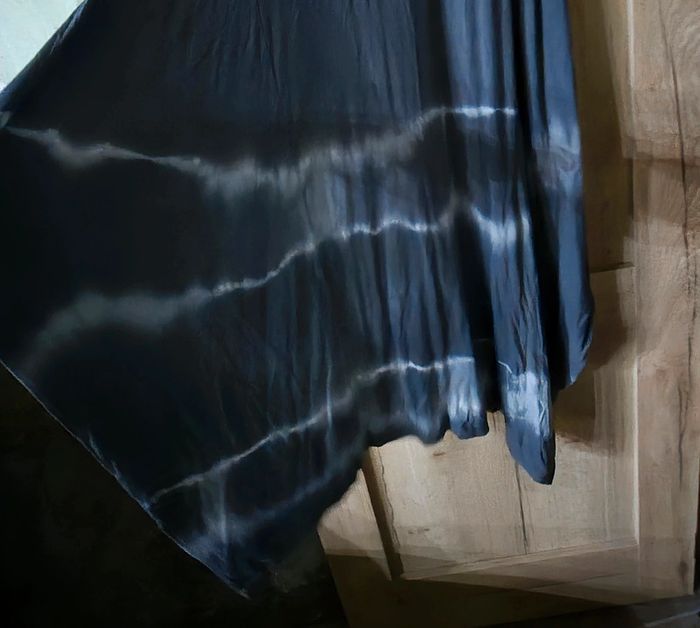 Jolie robe longue - photo numéro 2