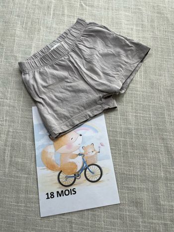 Short 18 mois