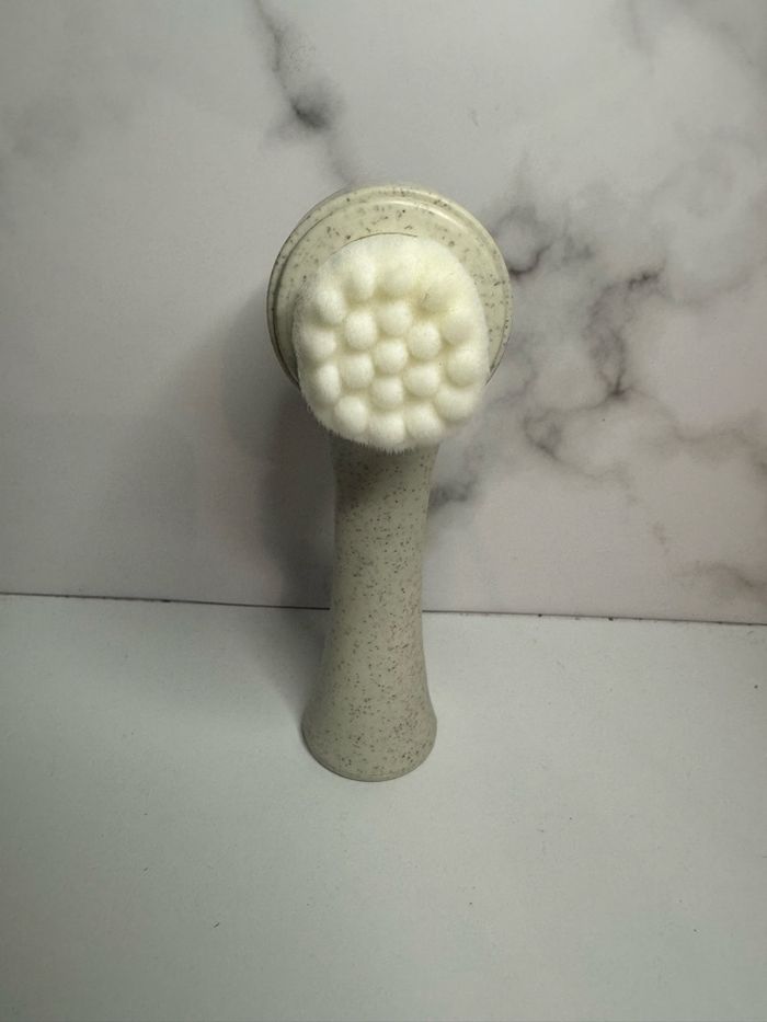 Brosse soin visage - photo numéro 4