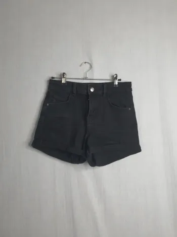 Short en jean noir bershka
