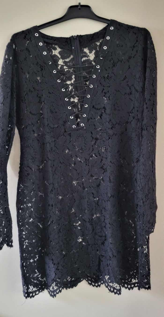 Lot de robes et vêtements sexy - photo numéro 7