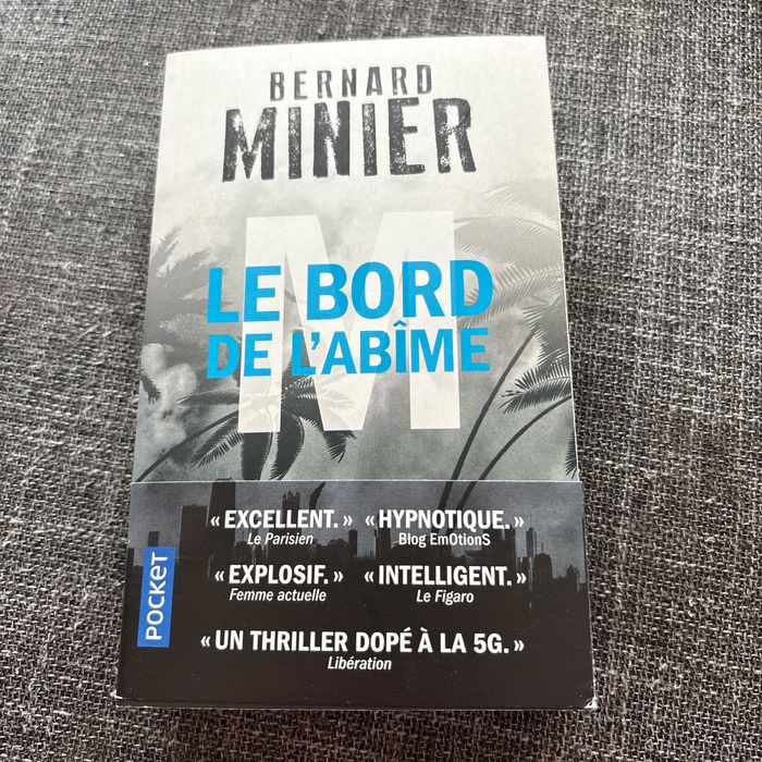 Livre Bernard Minier « Le bord de l’abîme »