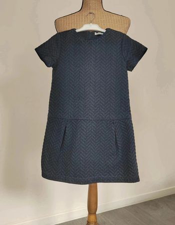 20 € Robe Jean Bourget Bleu marine 8 ans