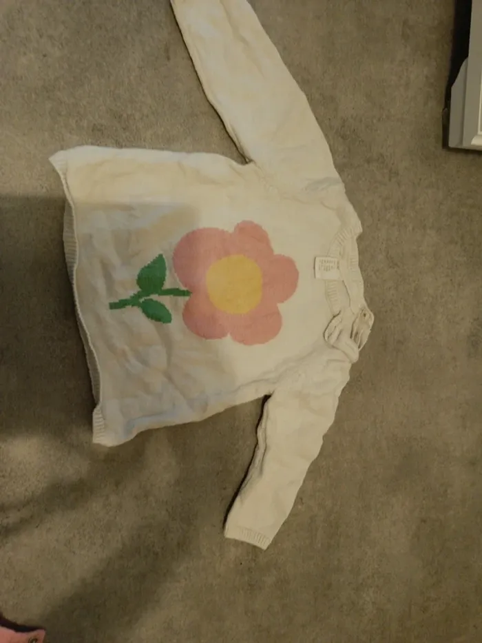 Pull H&M 74cm fleur - photo numéro 2