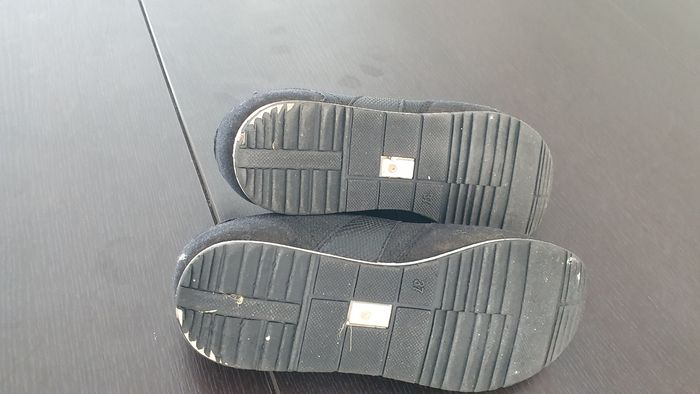Baskets noires pailletées en 37 - photo numéro 4
