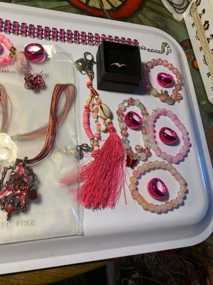 Gros lot bijoux roses ( voir descriptif) - photo numéro 3