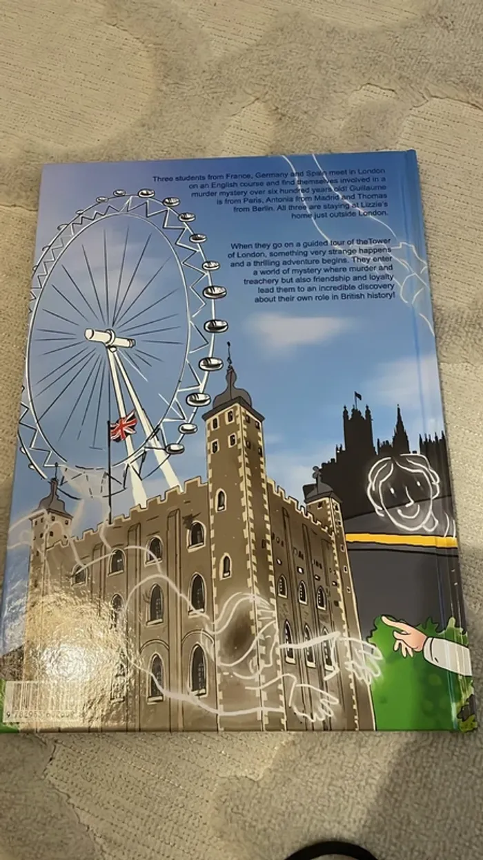 Livre jeunesses en anglais mystère in the tower of london - photo numéro 2