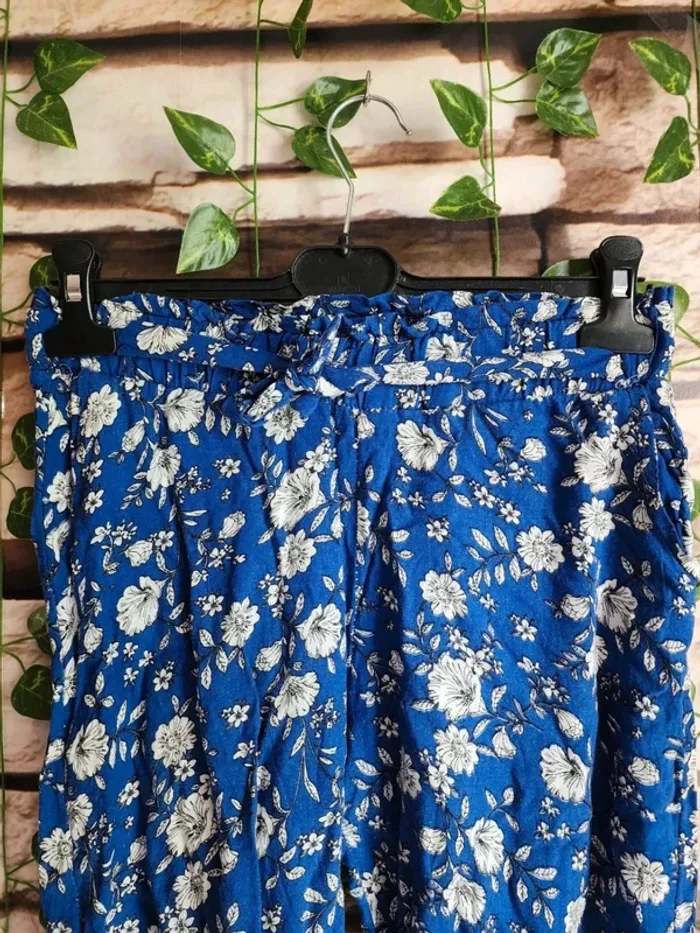🥰Pantalon fluide fleurie Avatar Taille 15ans🥰 - photo numéro 3