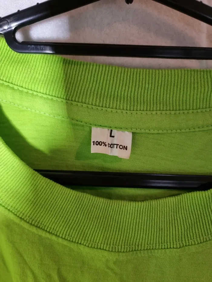 T-shirt vert fluo - photo numéro 3