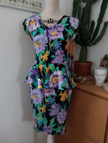Robe vintage viscose à fleurs et basque