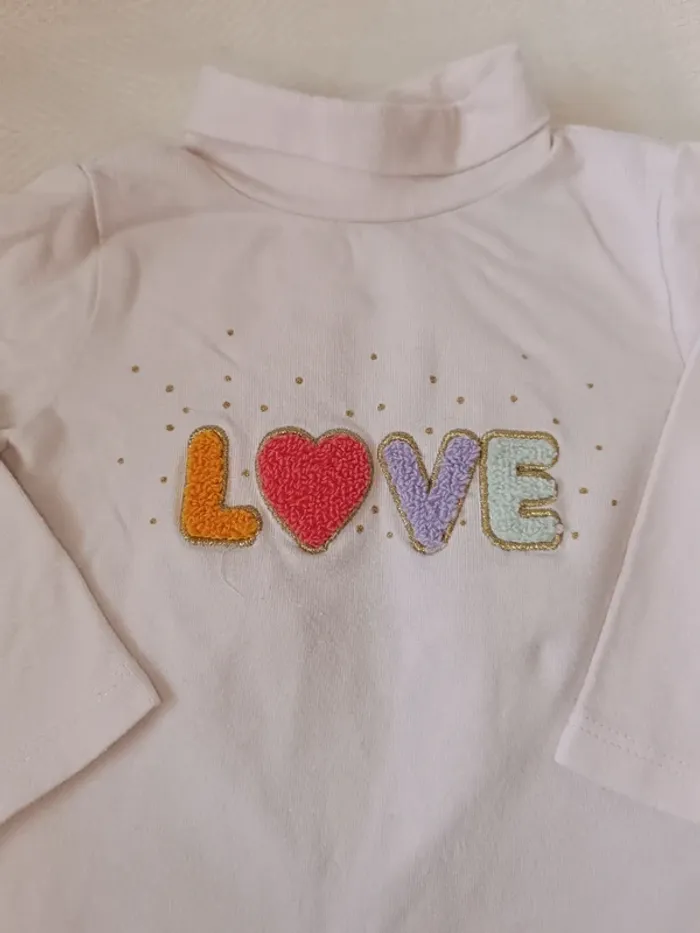 🎀 jolie petit haut col roulé rose taille 6 mois Kiabi 🎀 - photo numéro 3