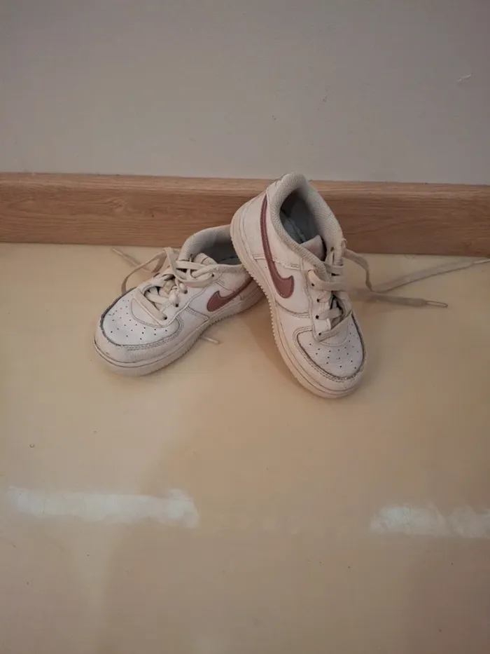 Sneakers Nike force 1 blanc et rose t26