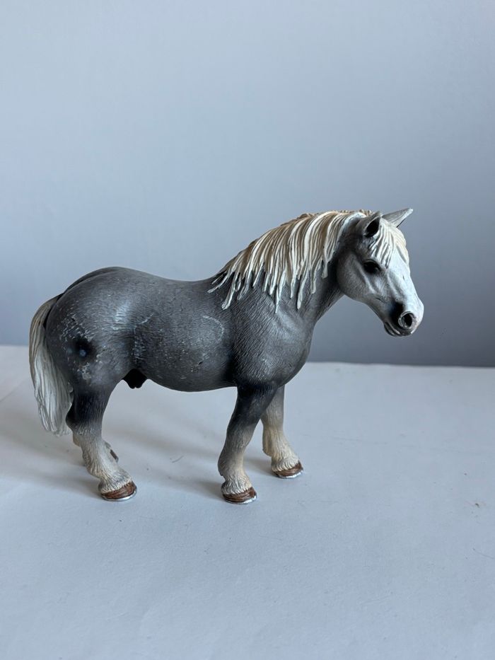Cheval Schleich