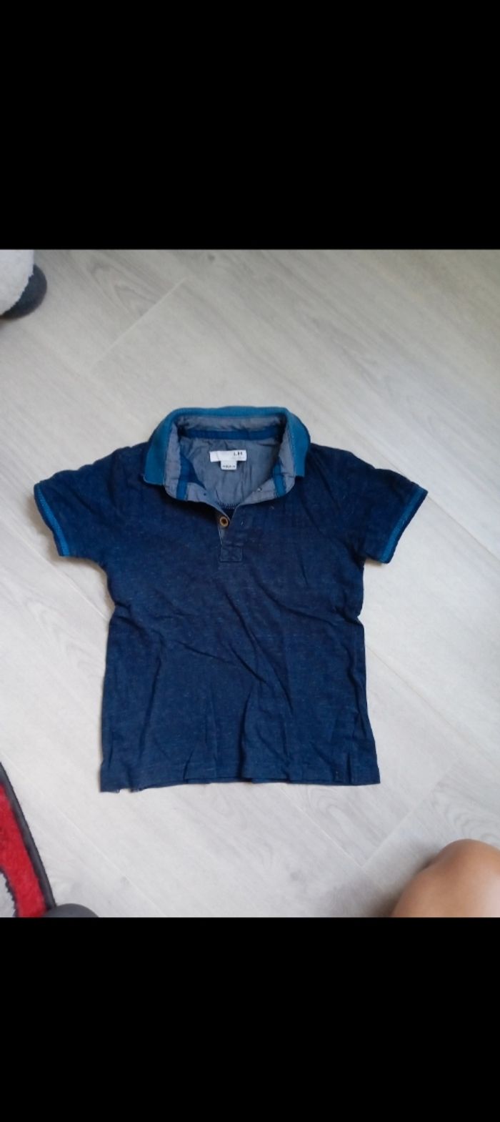 Tee shirt