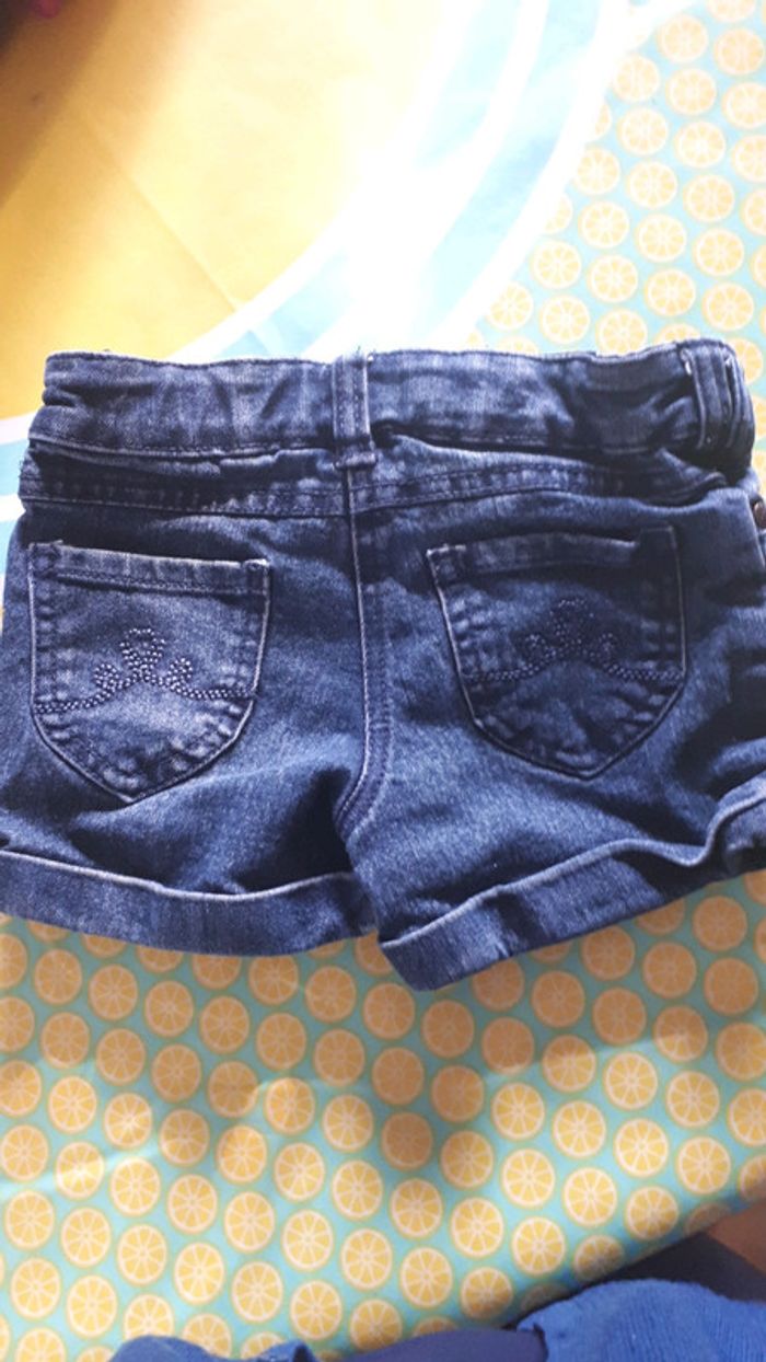 *Short jeans 5 ans - photo numéro 2