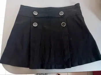 Mini jupe noire à boutons Jennyfer T38