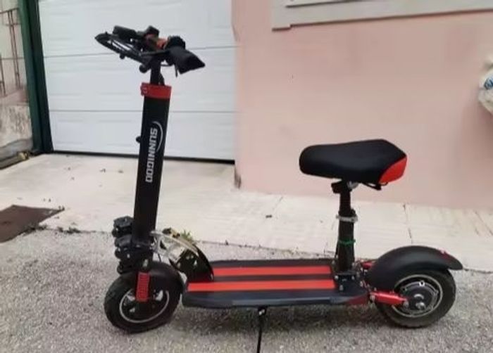 Siège démontable débridée 45 km/h 1500 watt 90km d'autonomie neuve Première main - photo numéro 3