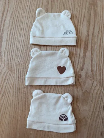 Bonnets de naissance