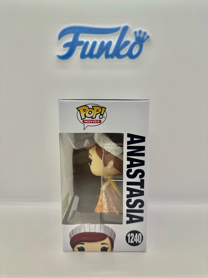 Funko Pop Anastasia 1240 Diamond SDCC 2022 - photo numéro 3