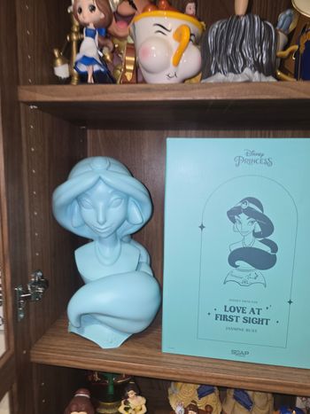 Figurine Jasmine aladdin