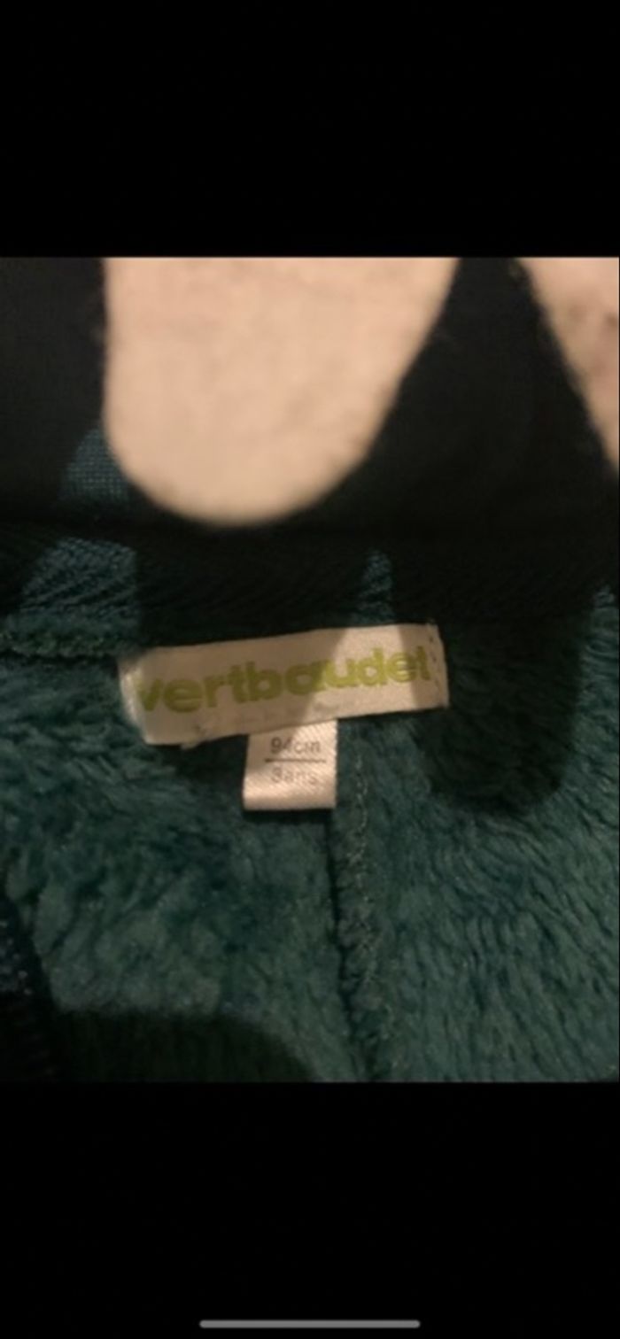 Pyjama dinosaure marque vertbaudet taille 3ans sans pieds mais capuche - photo numéro 4