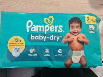 Pampers baby dry taille 2