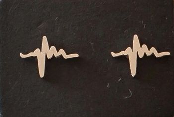 Boucles d'oreilles puces électrocardiogramme
