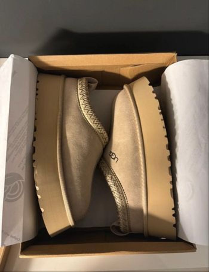 Ugg neuve - photo numéro 10