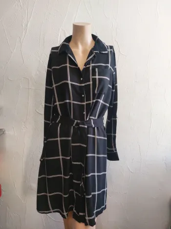 Robe chemise chic à carreaux - Anna Karel