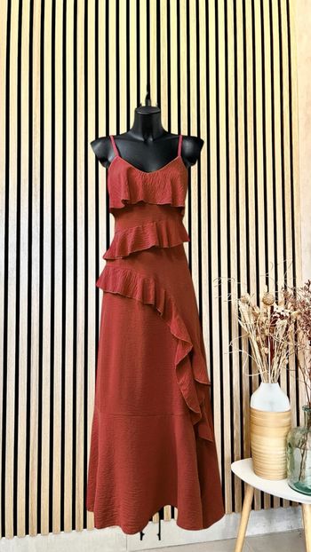 Robe glamour terracotta avec fente