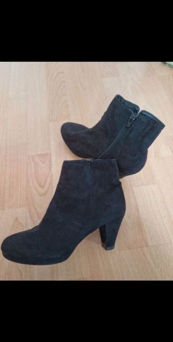 Boots bata noire