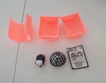 Je vends une figurine LOL Surprise en très bon état.