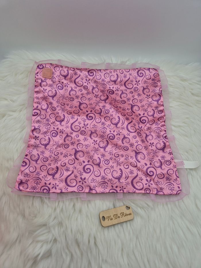 Peluche Doudou Pincesse Bébé Raiponce Disney Babies couverture rose violet - photo numéro 9