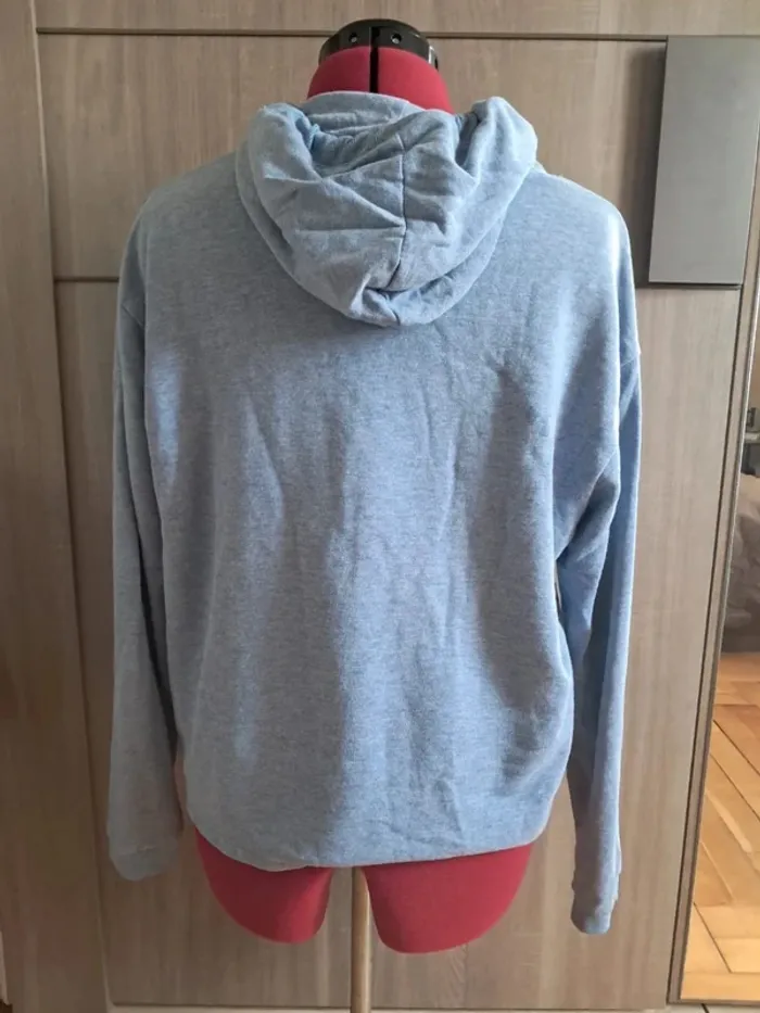 Sweat a capuche Kiabi bleu clair - photo numéro 2
