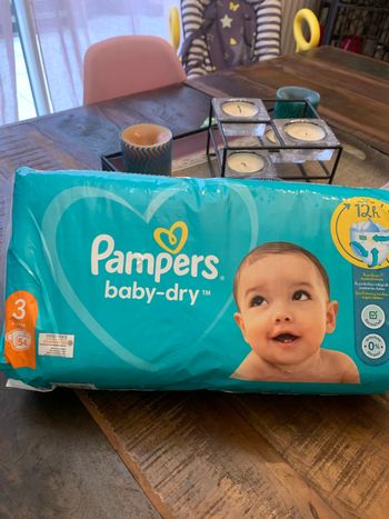 Pampers couches