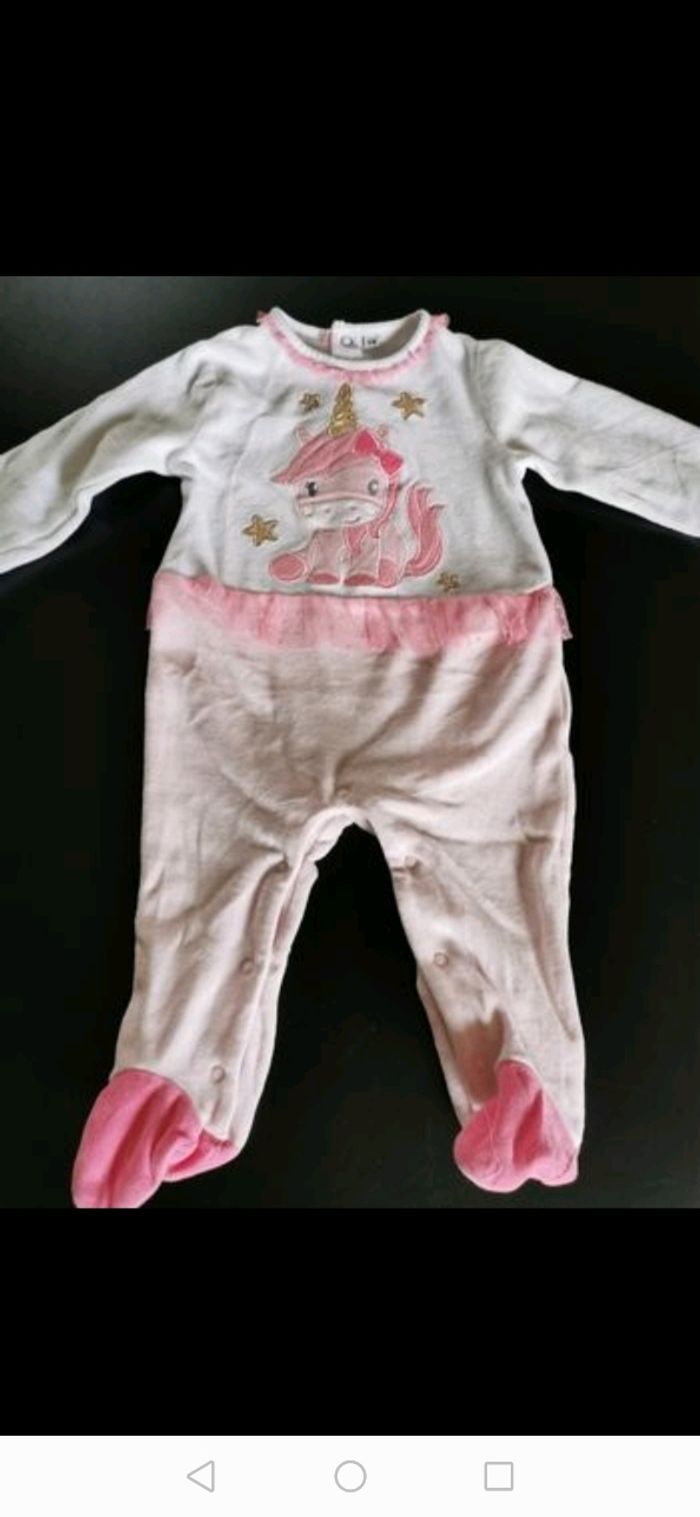 Lot pijamas_ fille_ 12 mois - photo numéro 2
