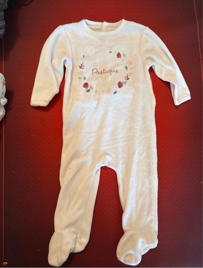 Lot 10 pyjama épais 9 mois - photo numéro 8