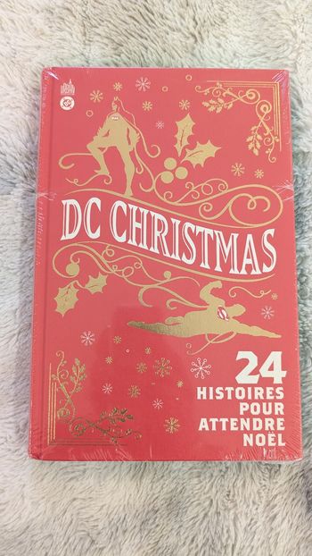 Livre DC Comics 24 histoires pour attendre neuf sous blister