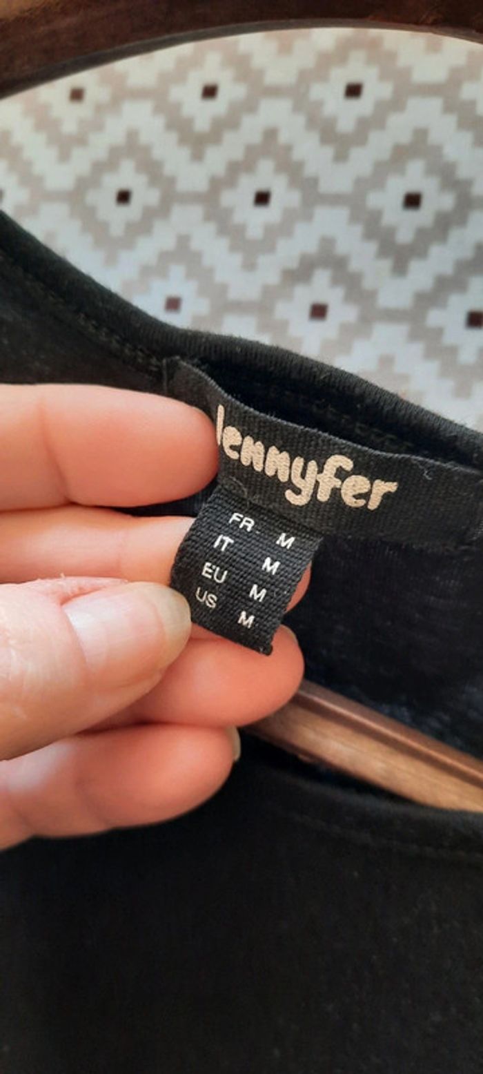 Tee-shirt noir - photo numéro 3