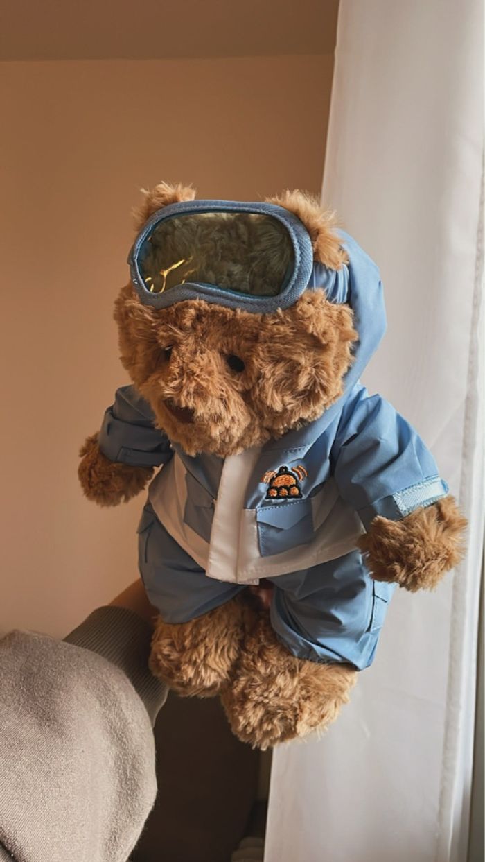 Peluche Jellycat Bartholomew Bear suit Snow - photo numéro 9