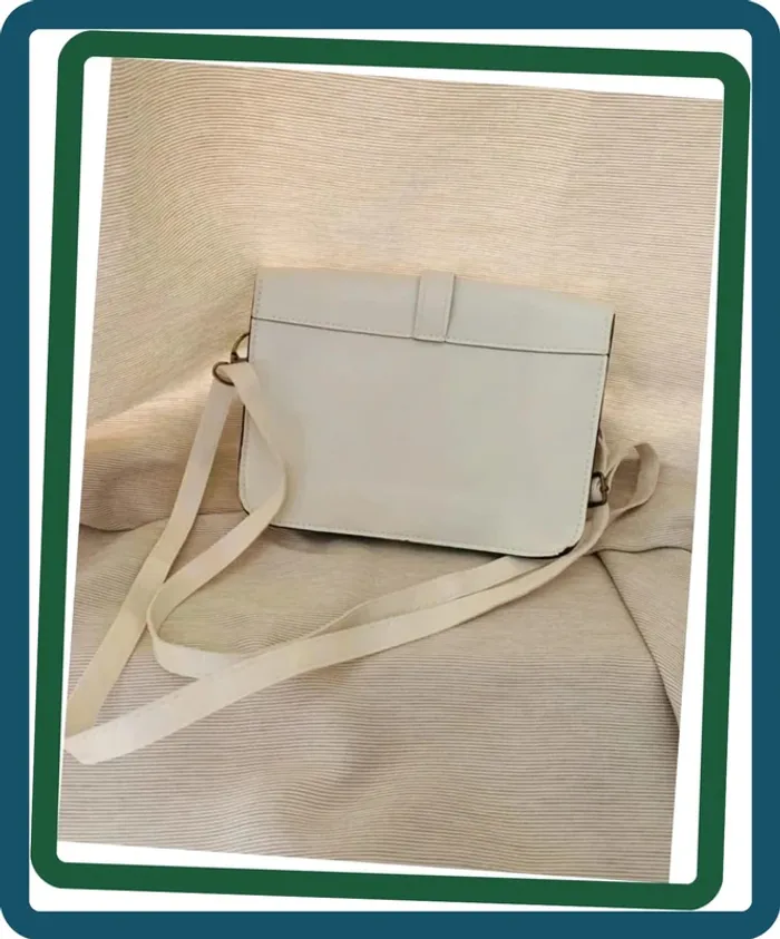 Sac à bandoulière minimaliste couleur crème - photo numéro 2