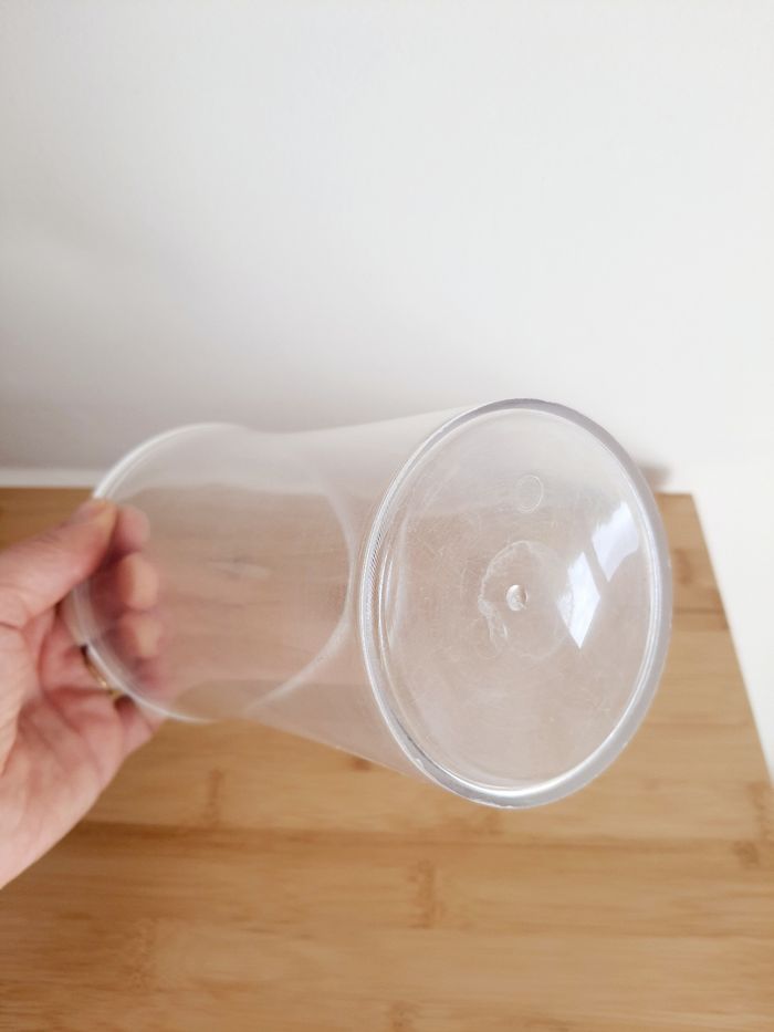 Vase en plastique - photo numéro 3