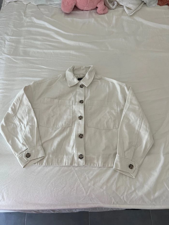 Surchemise ou veste legère - photo numéro 2
