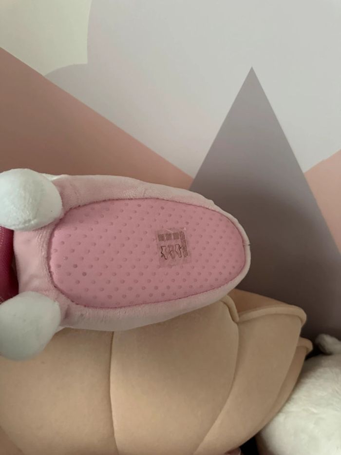 Pantoufles doudou Hello kitty - photo numéro 6