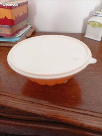 Moule Charlotte Tupperware