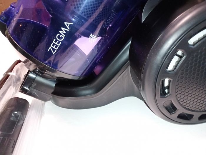 Aspirateur traineau sans sac neuf - photo numéro 7