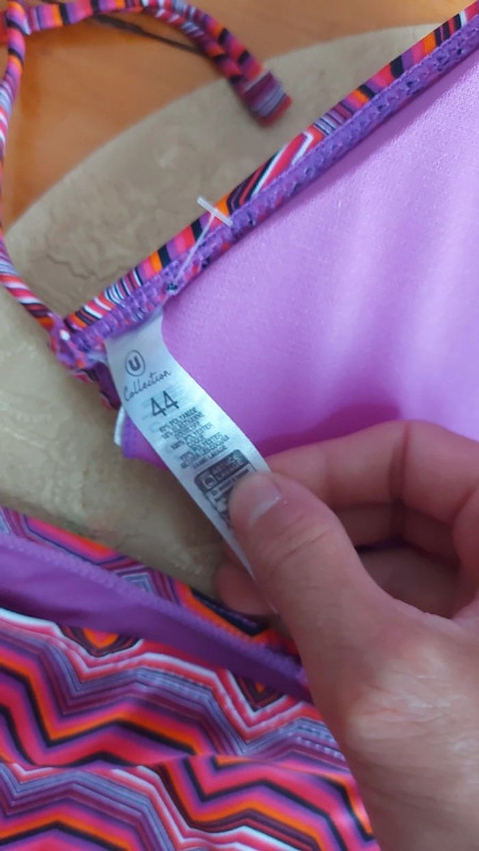 Maillot de bain 2 pièces violet- motif rayures/ collection U taille XXL/44 - photo numéro 3