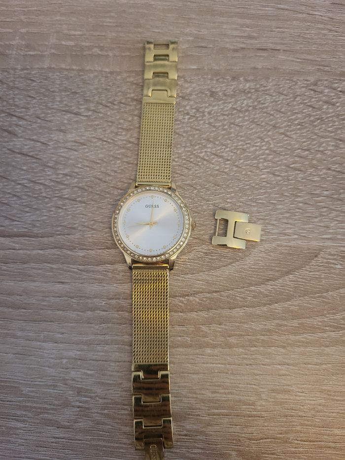 Montre femme - photo numéro 1