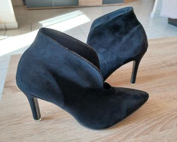 bottines noires à talon