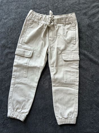 Pantalon beige avec poches